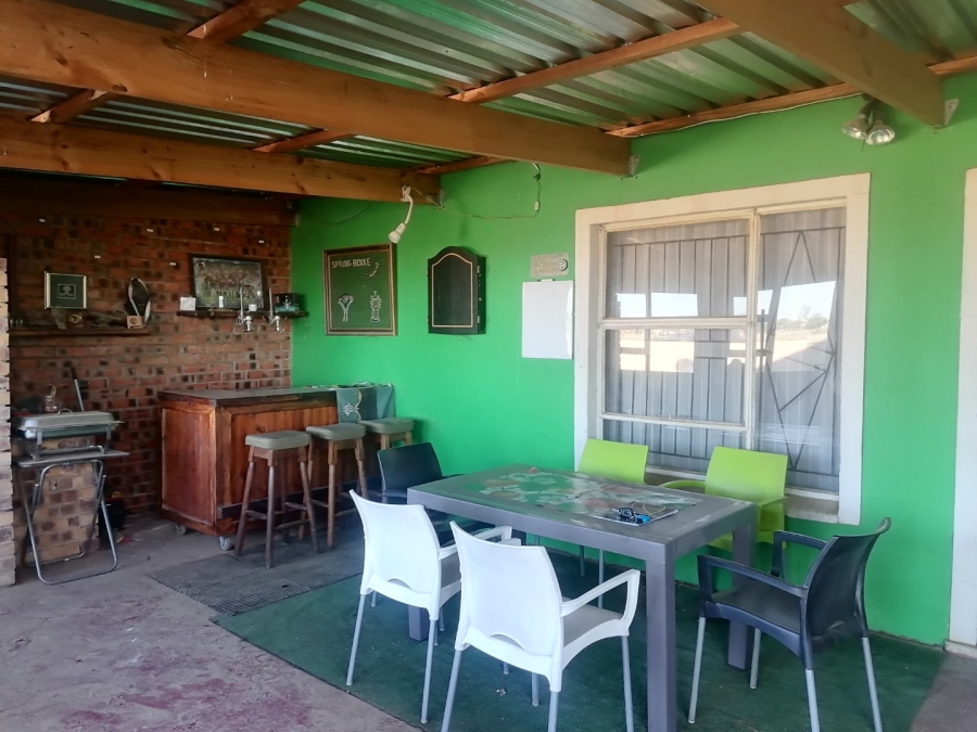 To Let  Bedroom Property for Rent in Grasslands Free State
